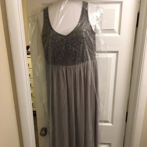 David's bridal dress sz 10 W10162 Mercury / grey